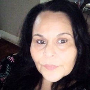 Meet your Posher, Gloria